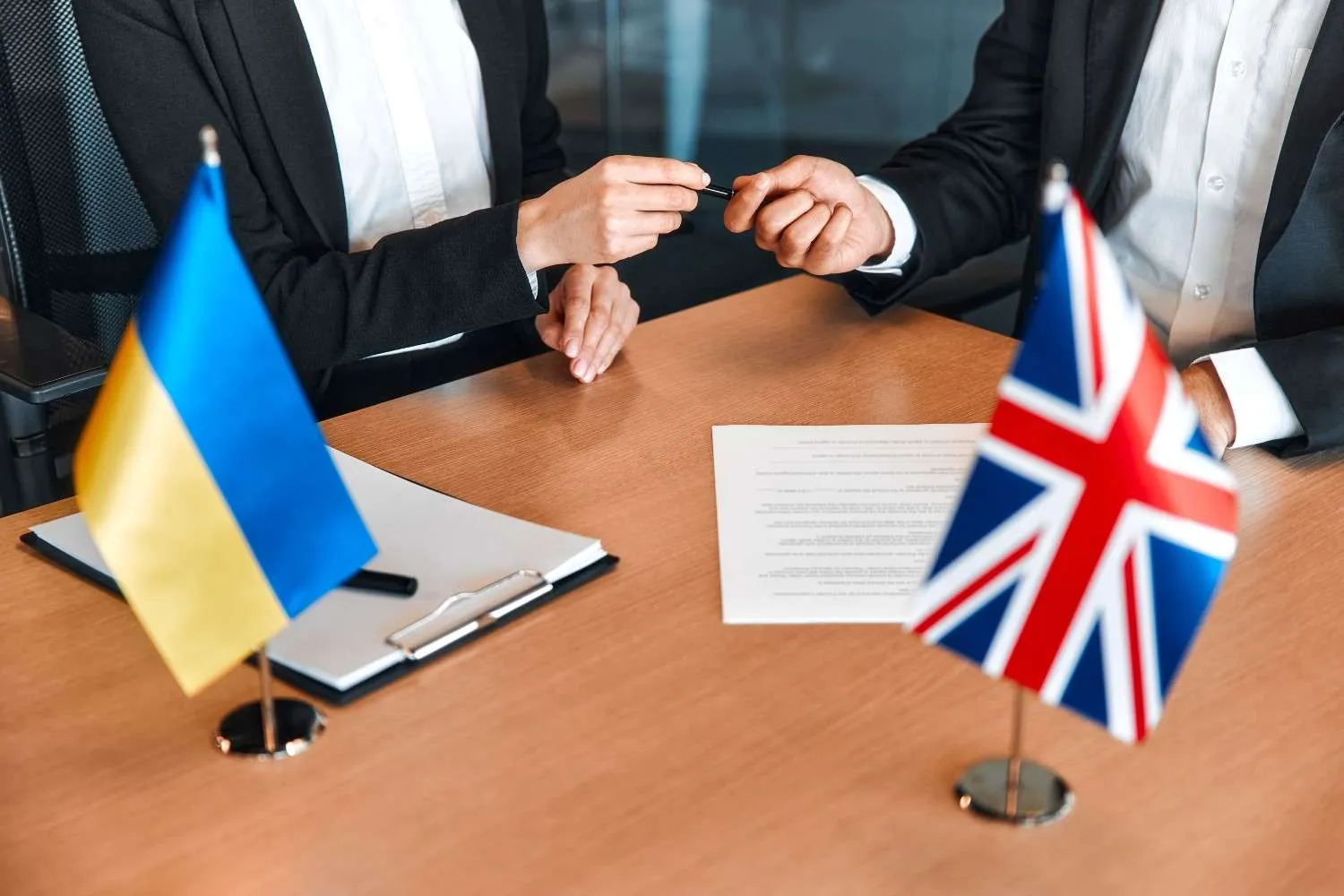 Establishing A Business İn Hong Kong For Estonia