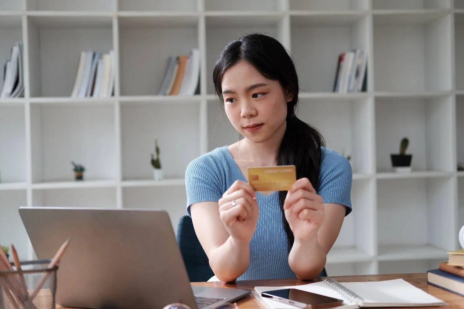 How to Open a Hong Kong Bank Account Without Visiting the Country